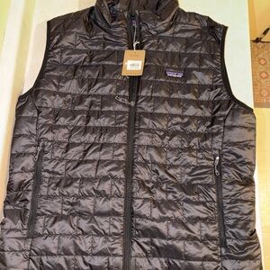 Patagonia Men’s Nano Puff Vest Black Size XL